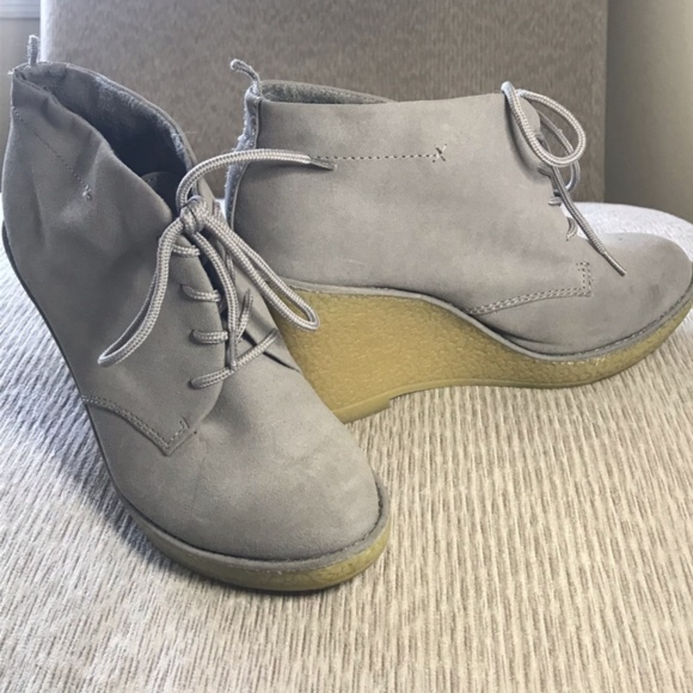Grey Old Navy Wedge Bootie